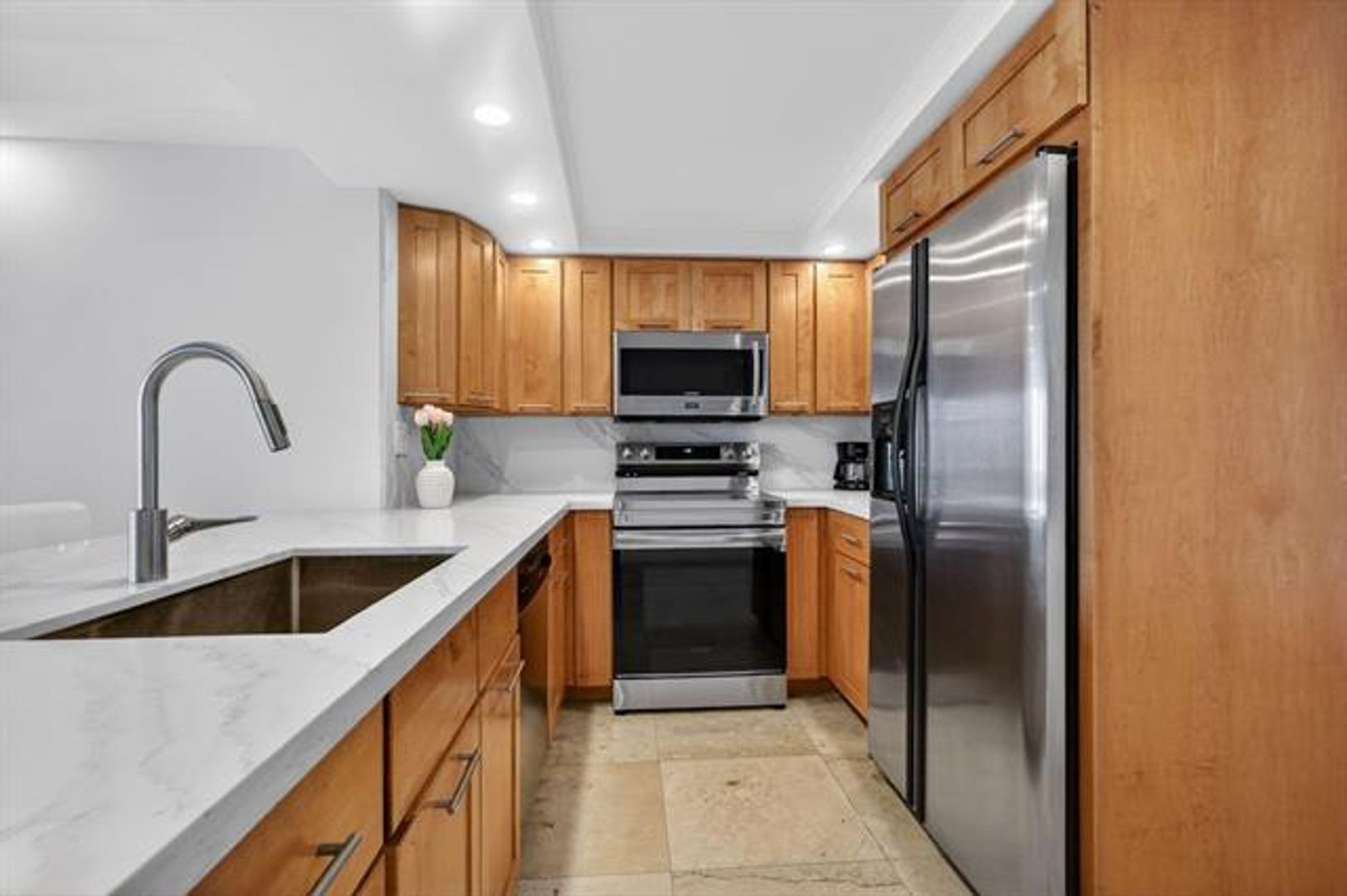 Miami House: 1717 N Bayshore Dr cu-A-2935
