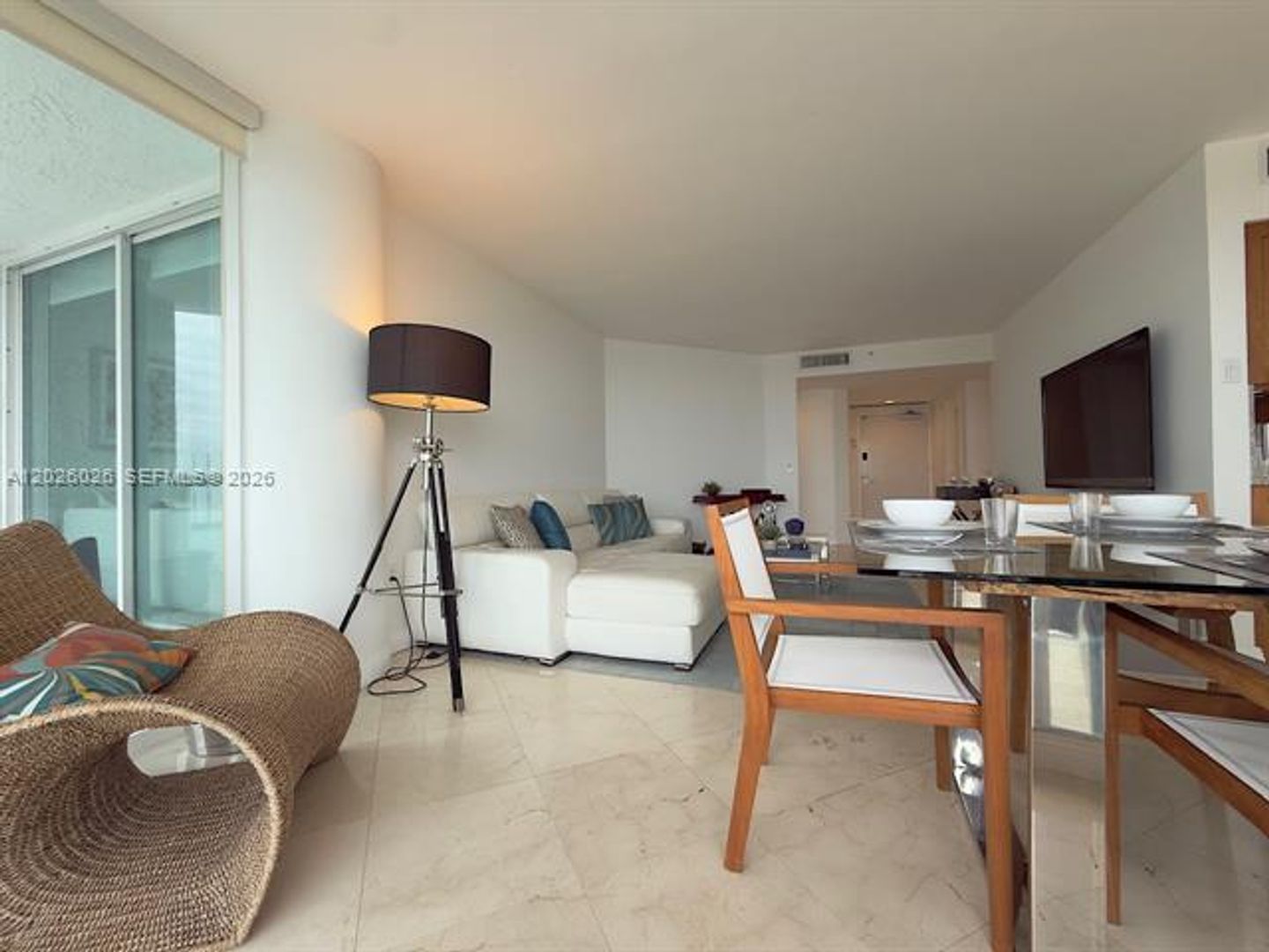 Sunny Isles Beach Condo: 16400 Collins Ave CU-1545
