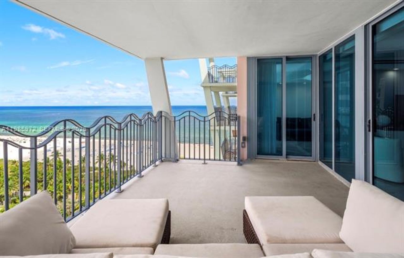 Miami Beach Condo: 1500 Ocean Dr unit UPH-5
