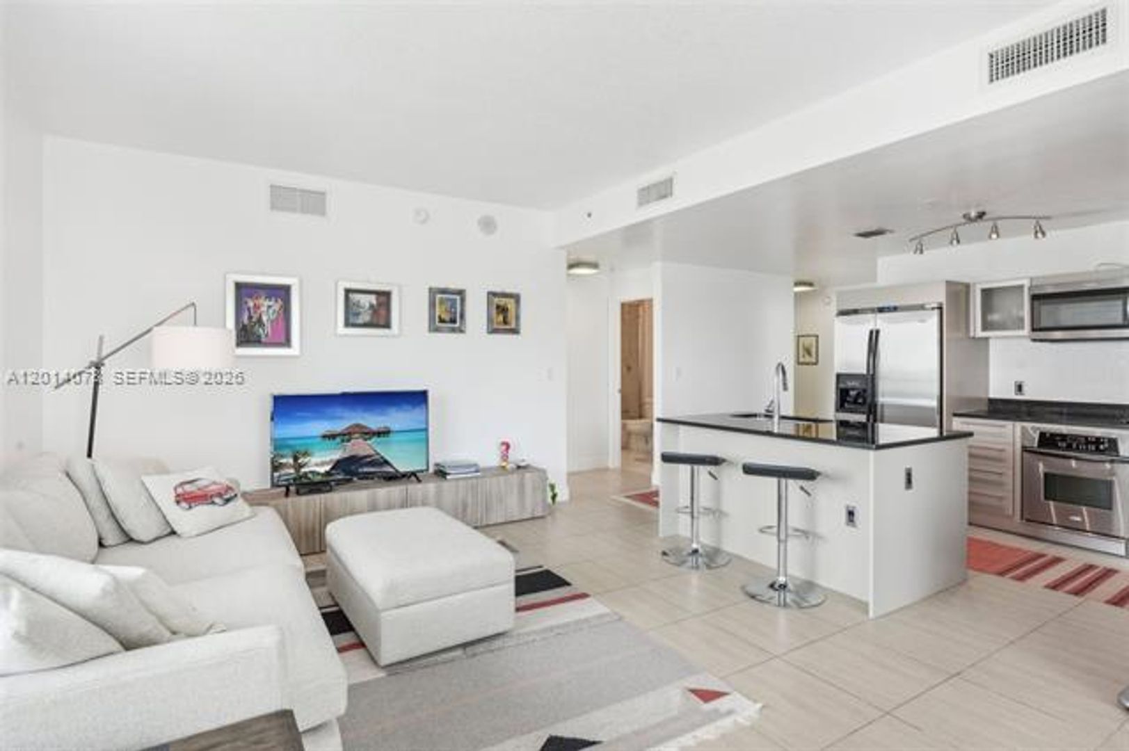 Miami Condo: 1900 N Bayshore Dr unit 1511