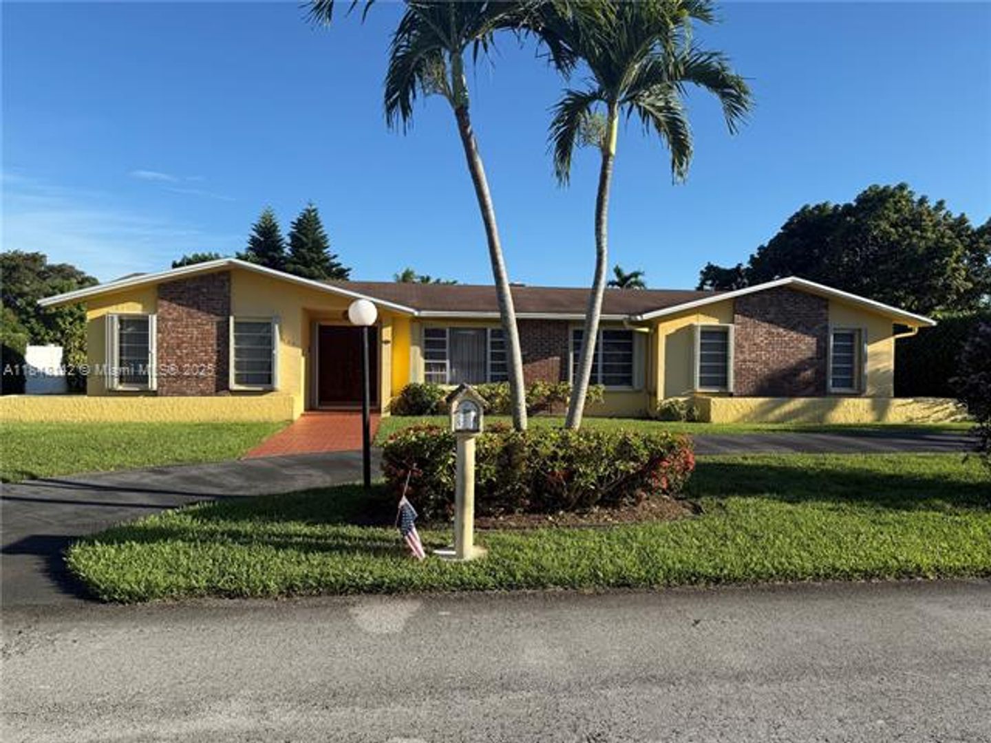 MIAMI House: 9824 SW 123rd Ter #0