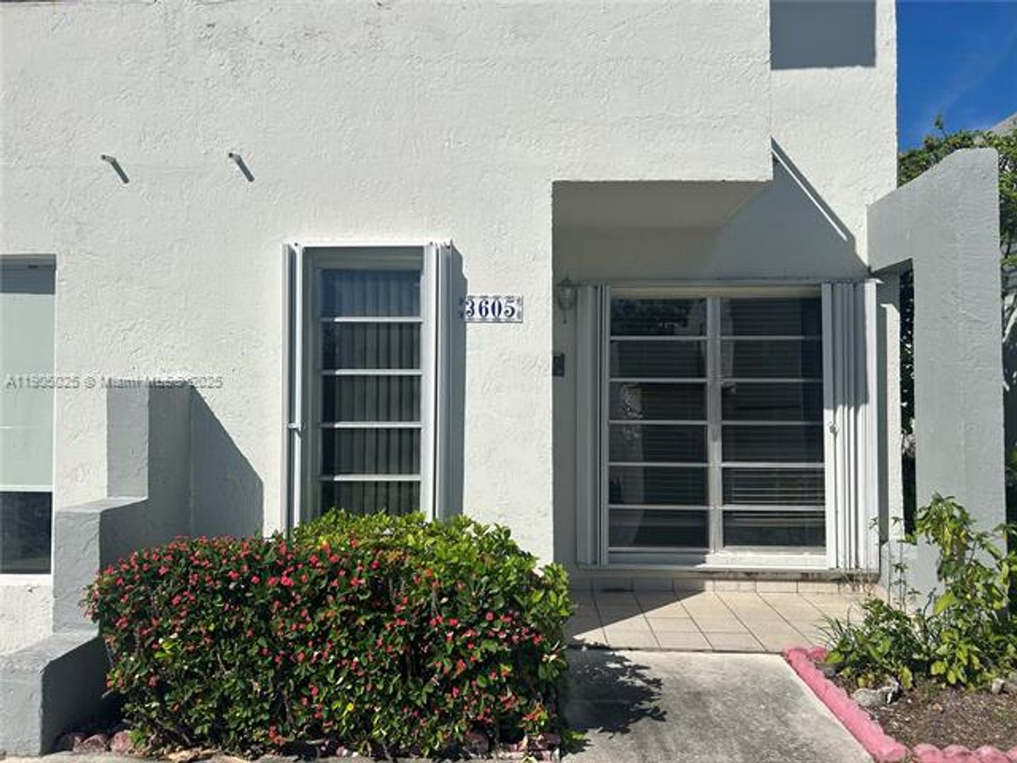MIAMI House: 3605 SW 17th St TH 3605