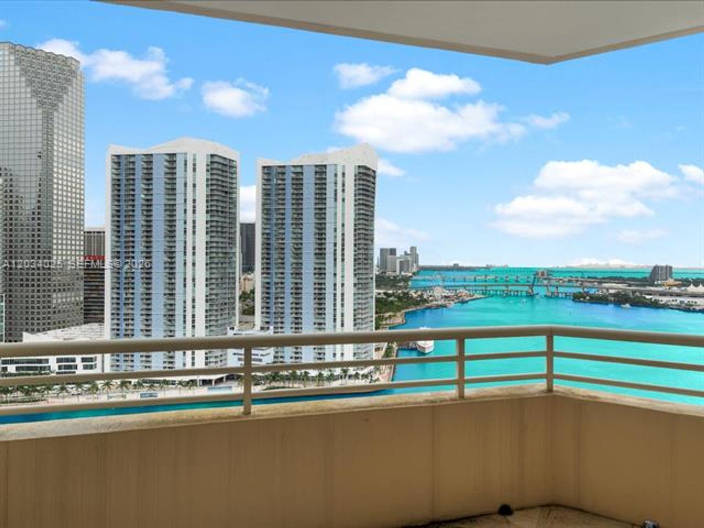 Miami Condo: 888 Brickell Key # 2510