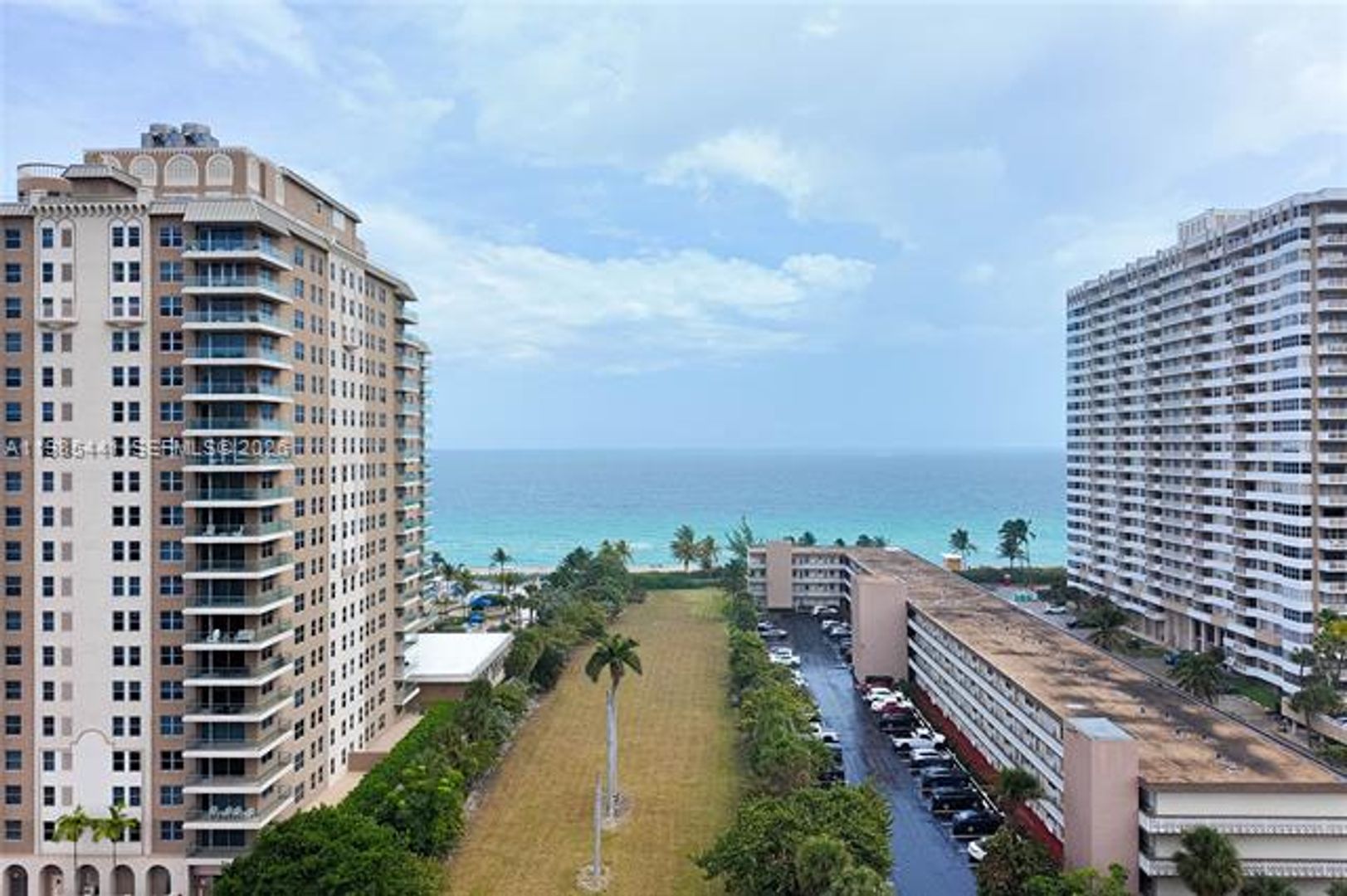 HALLANDALE BEACH Apartment: 1945 S Ocean Dr # 1114