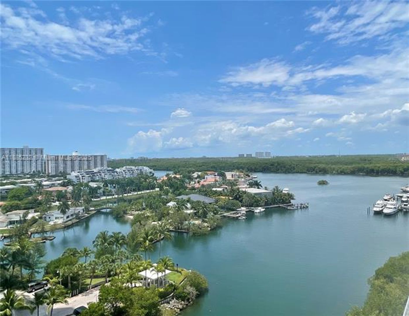 SUNNY ISLES BEACH, Apartment: 300 Sunny Isles Blvd unit 4-1104