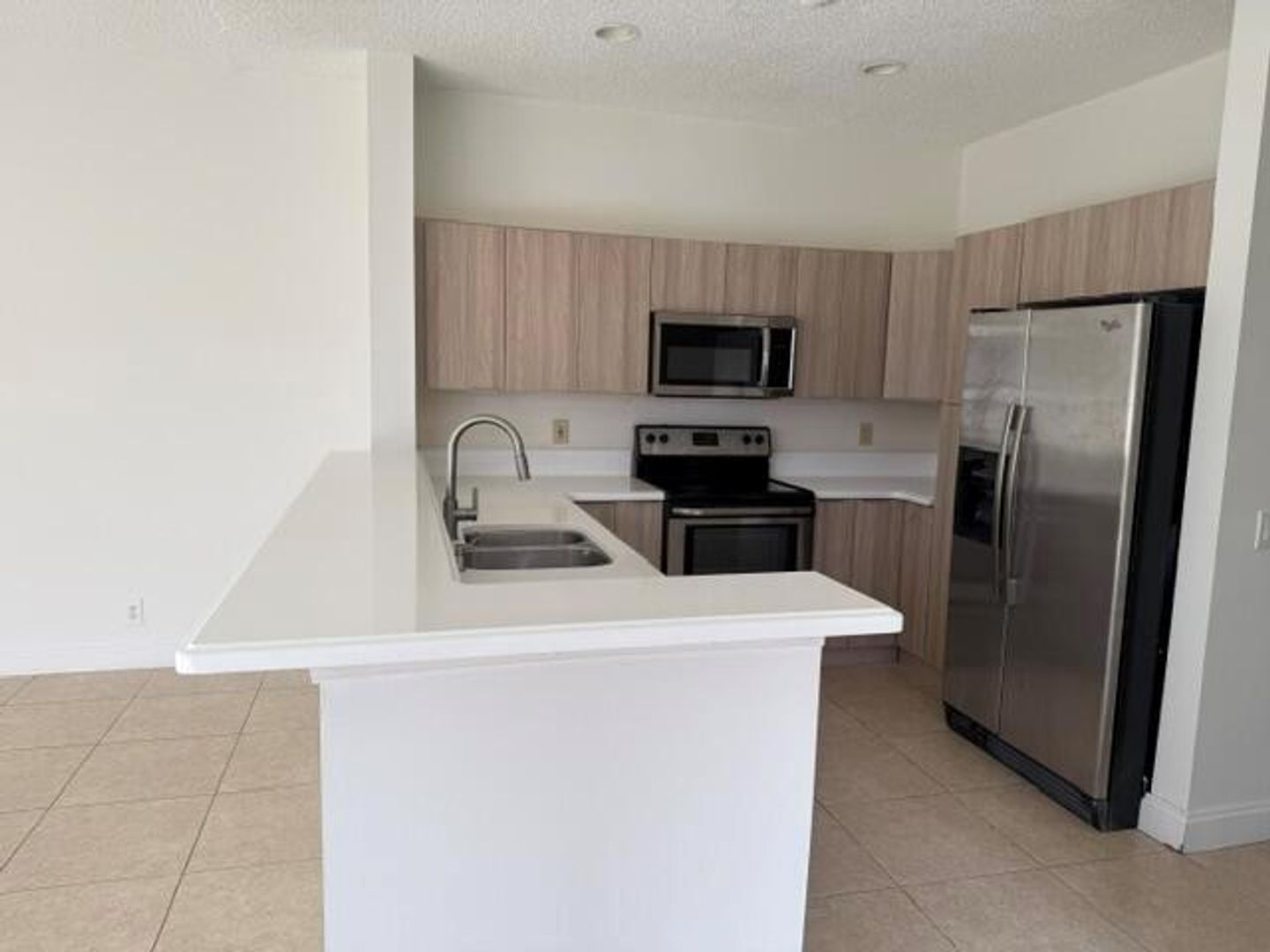 Weston House: 686 Lone Pine Ln # 686