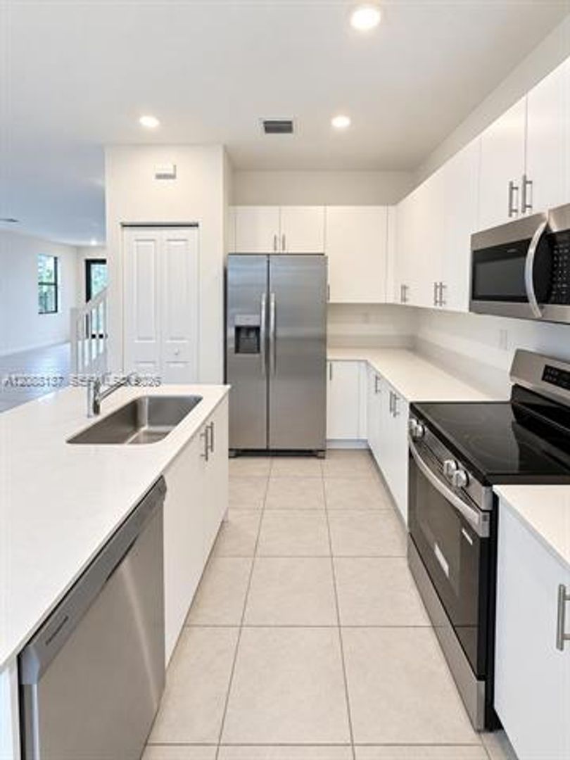 Miami House: 23185 SW 117th Path # 23185