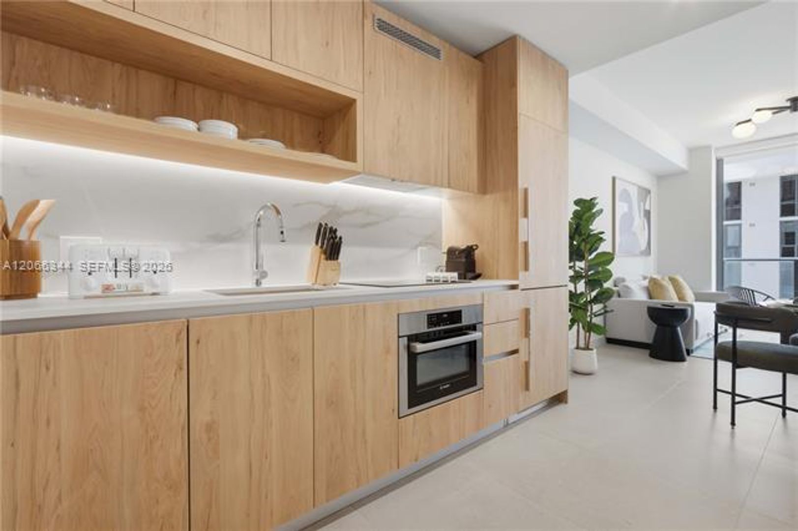 Miami Condo: 11 NE 6th St cu-710