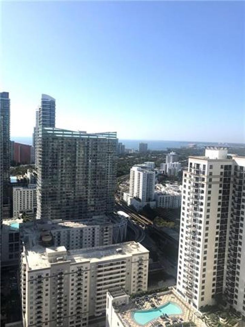 Miami Condo: 45 SW 9th St # 3707