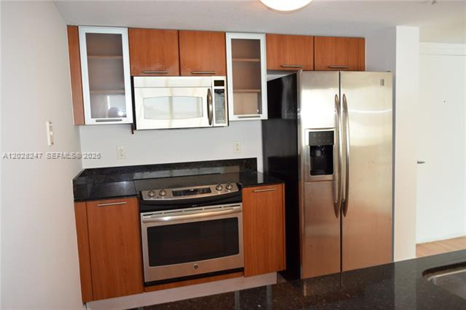 Miami Condo: 1800 N Bayshore Dr cu-2310