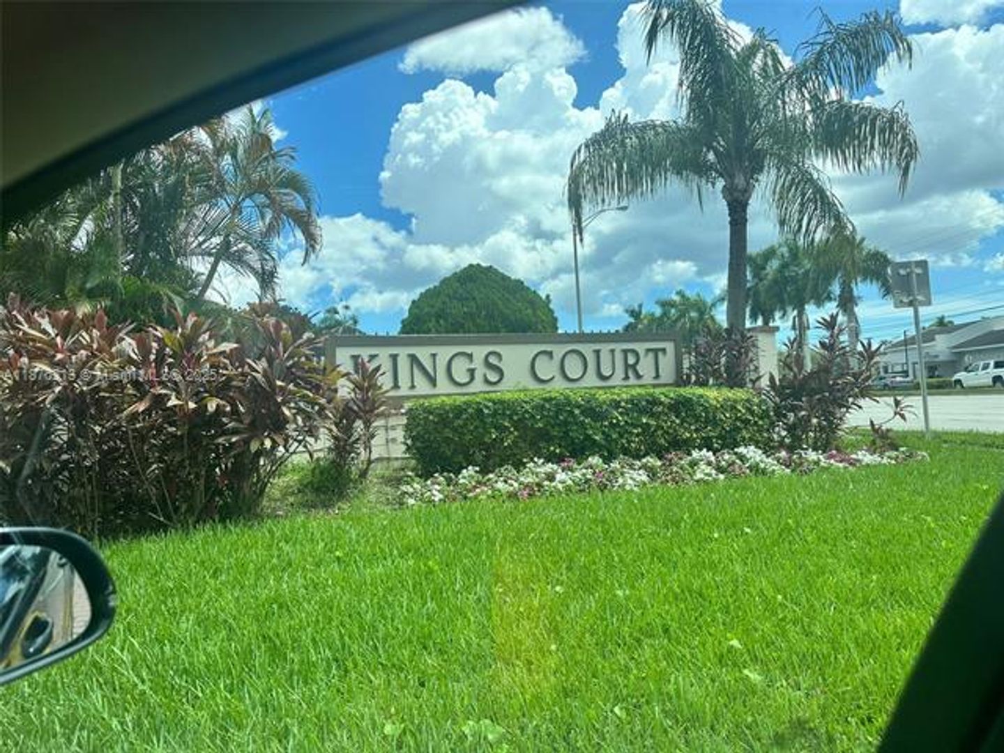 MIAMI House: 8563 SW 115th Ct TH 8563