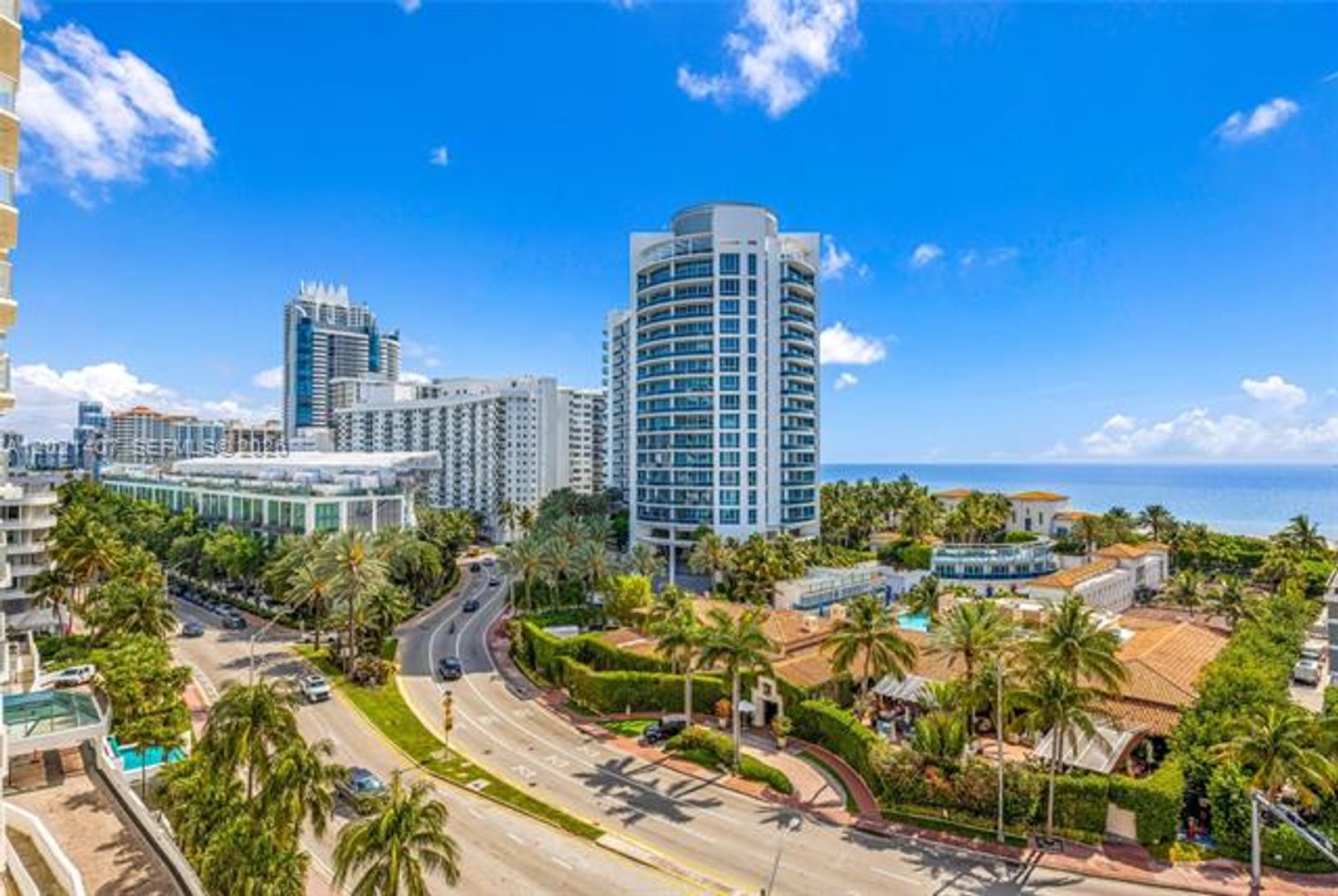 Miami Beach Condo: 5880 Collins Ave #1007