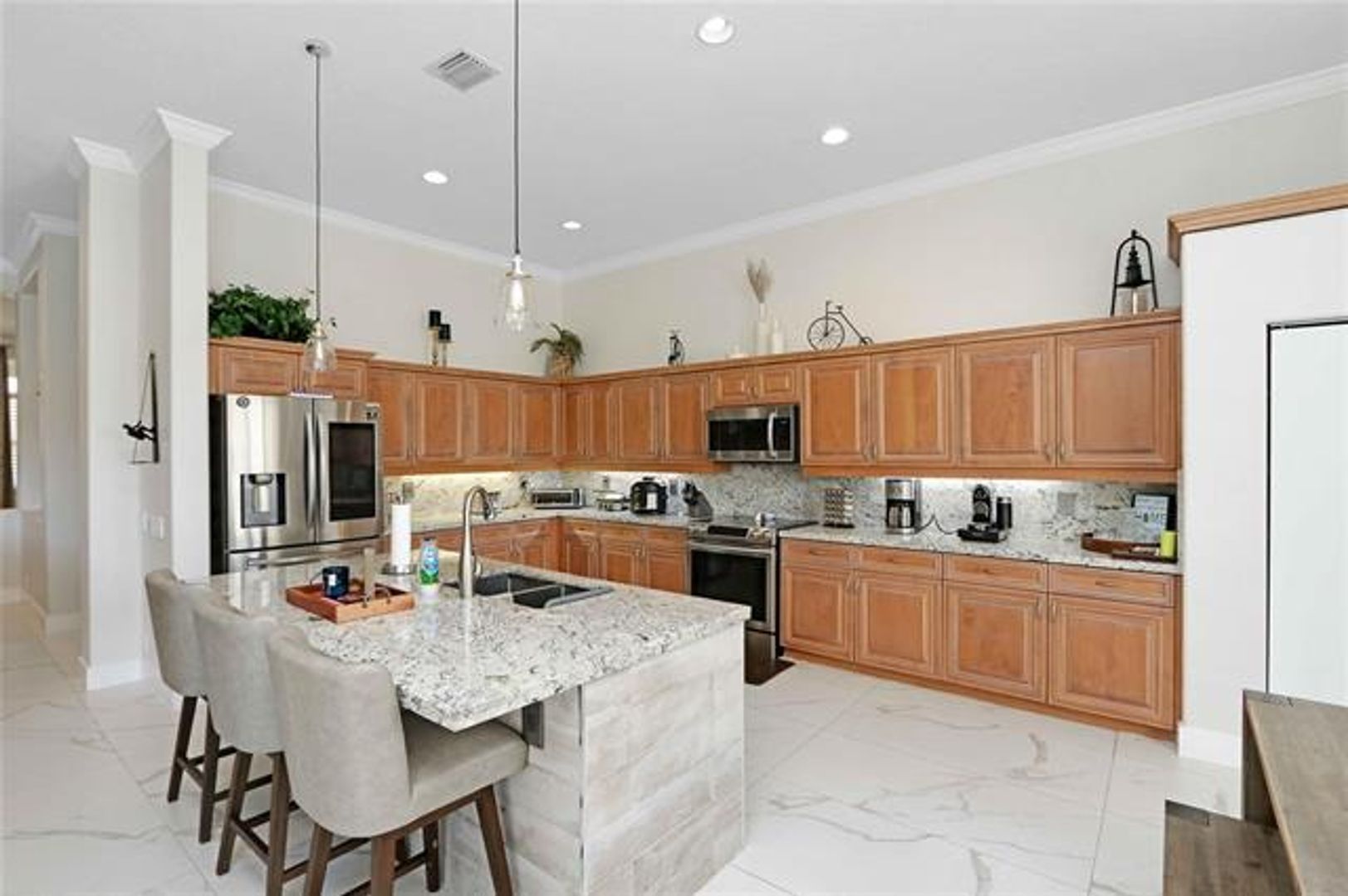 Weston House: 1182 Peregrine Way # 1182