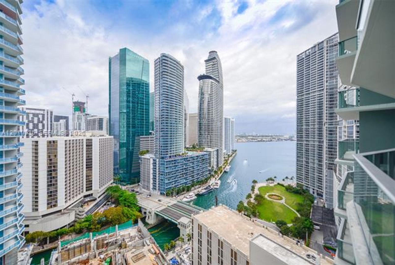 Miami Condo: 77 SE 5 Street #2603