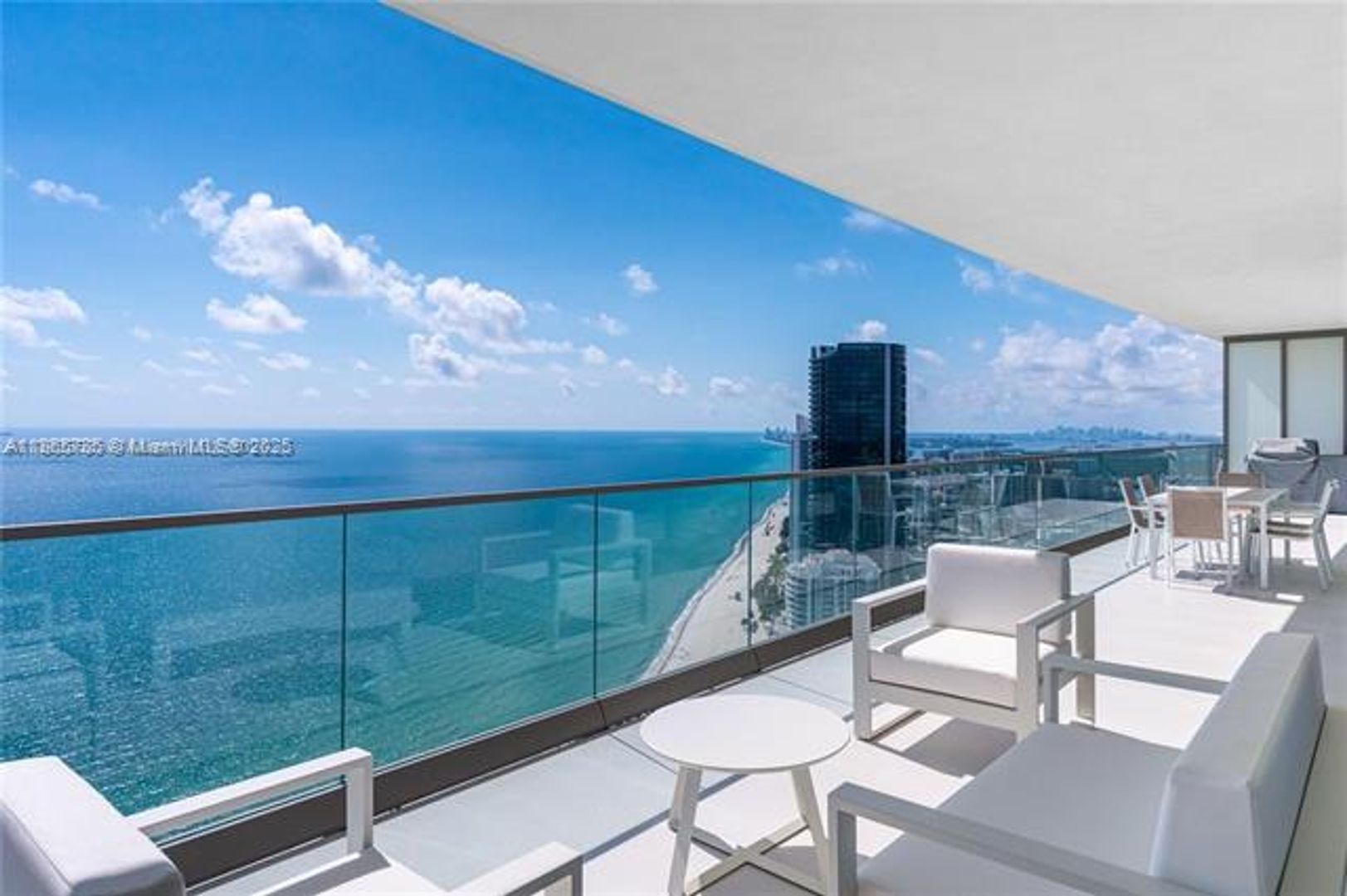 SUNNY ISLES BEACH Apartment: 18975 Collins Ave appt 4600