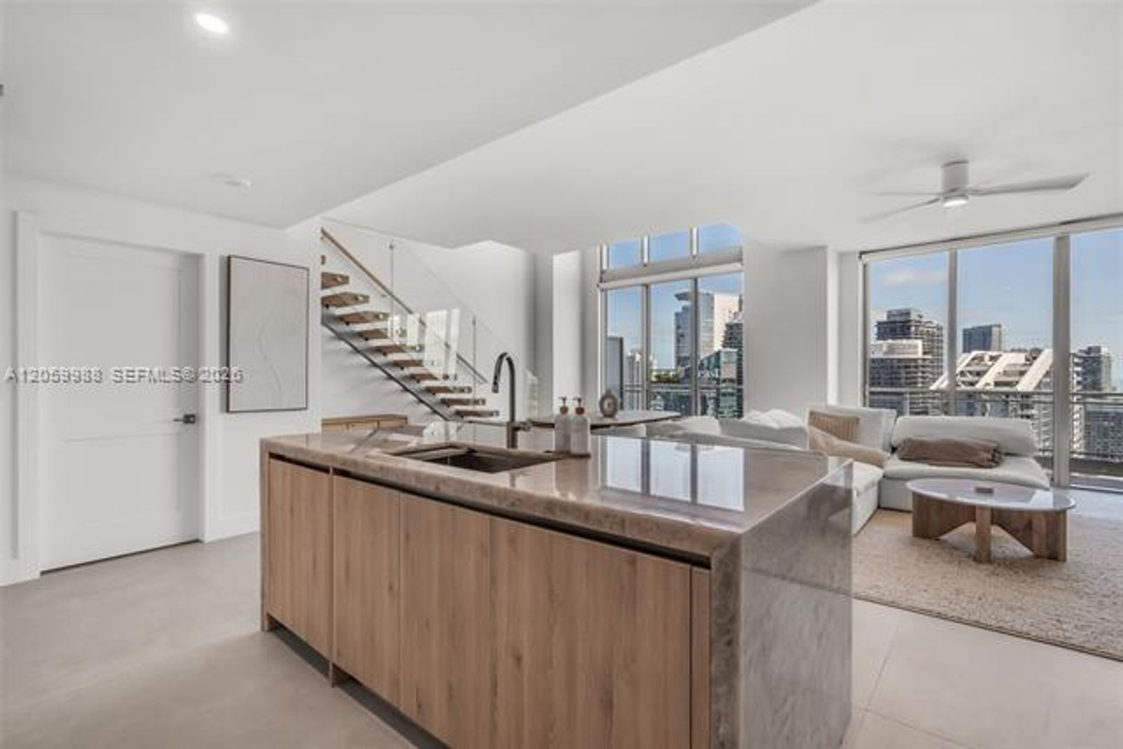 Miami Condo: 92 SW 3rd St cu-5204