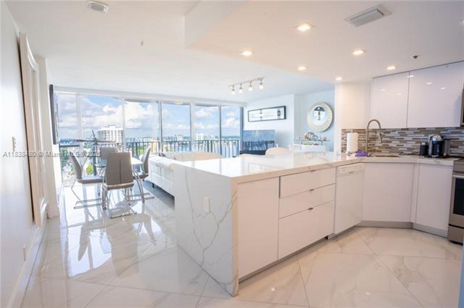 NORTH BAY VILLAGE Apartment: 7601 E Treasure Dr unit 2111