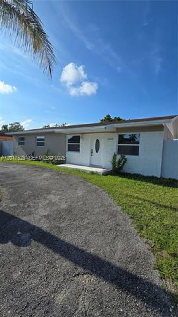 Homestead House: 15750 SW 297th St