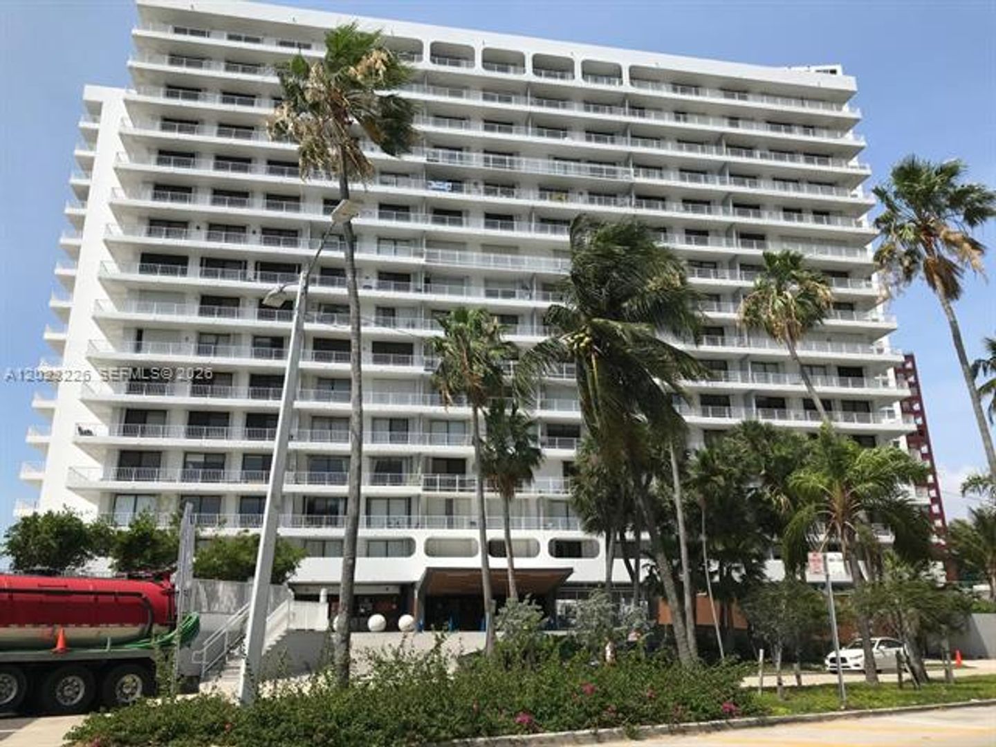 Miami Apartment: 200 SE 15th Rd # 7G