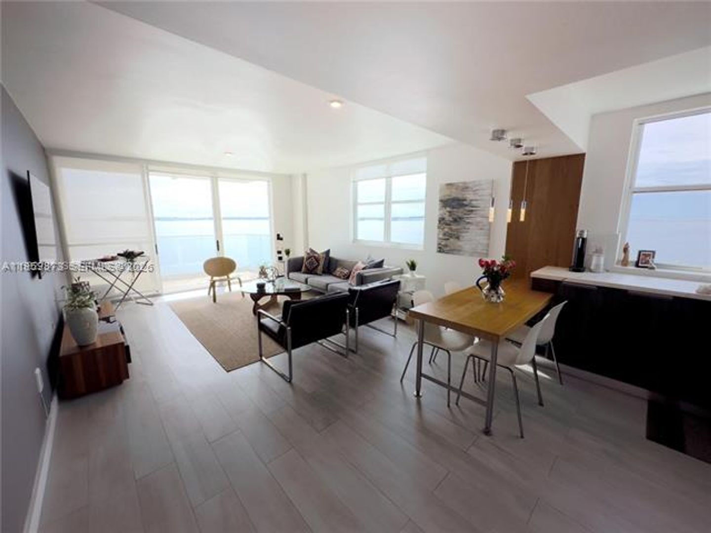 Miami Apartment: 800 Claughton Island Dr unit 805