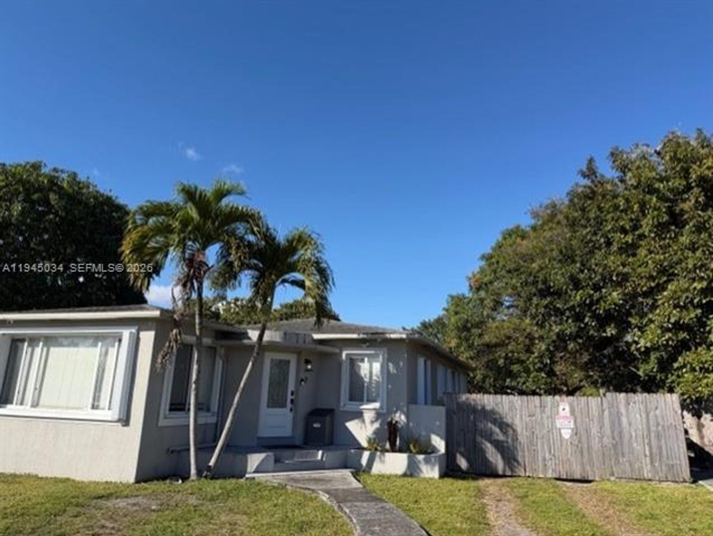 MIAMI House: 7 NW 116th St # 0
