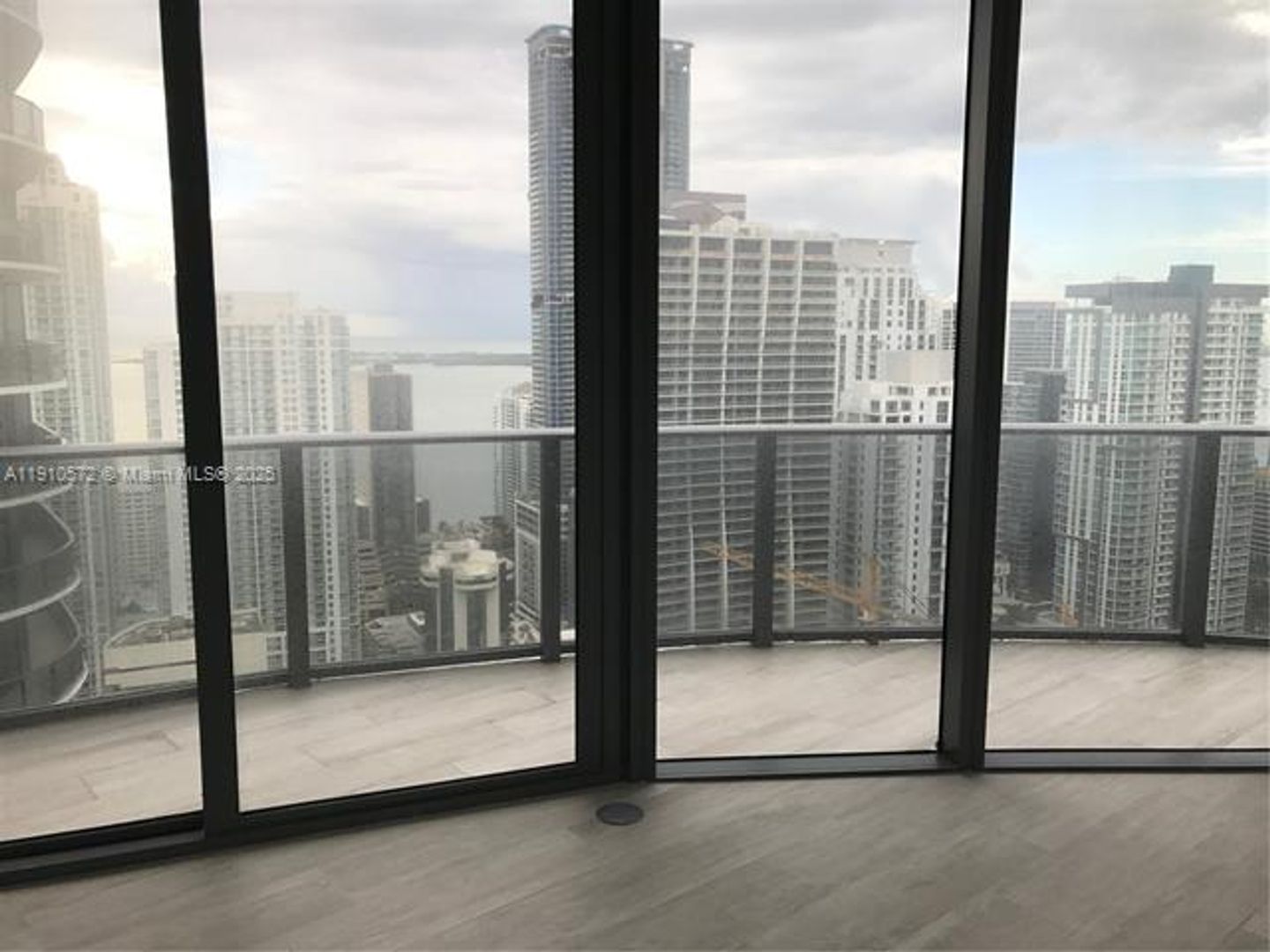 MIAMI Apartment: 55 SW 9th St unit 4103