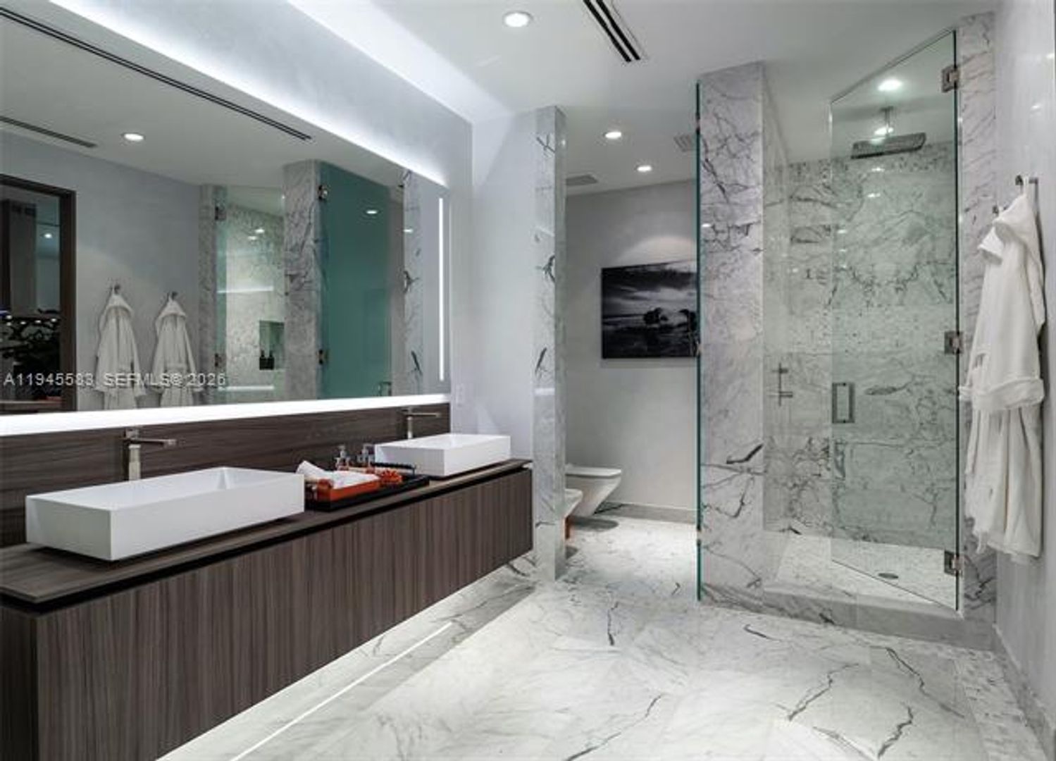 MIAMI Apartment: 1000 Brickell Plz unit 4103