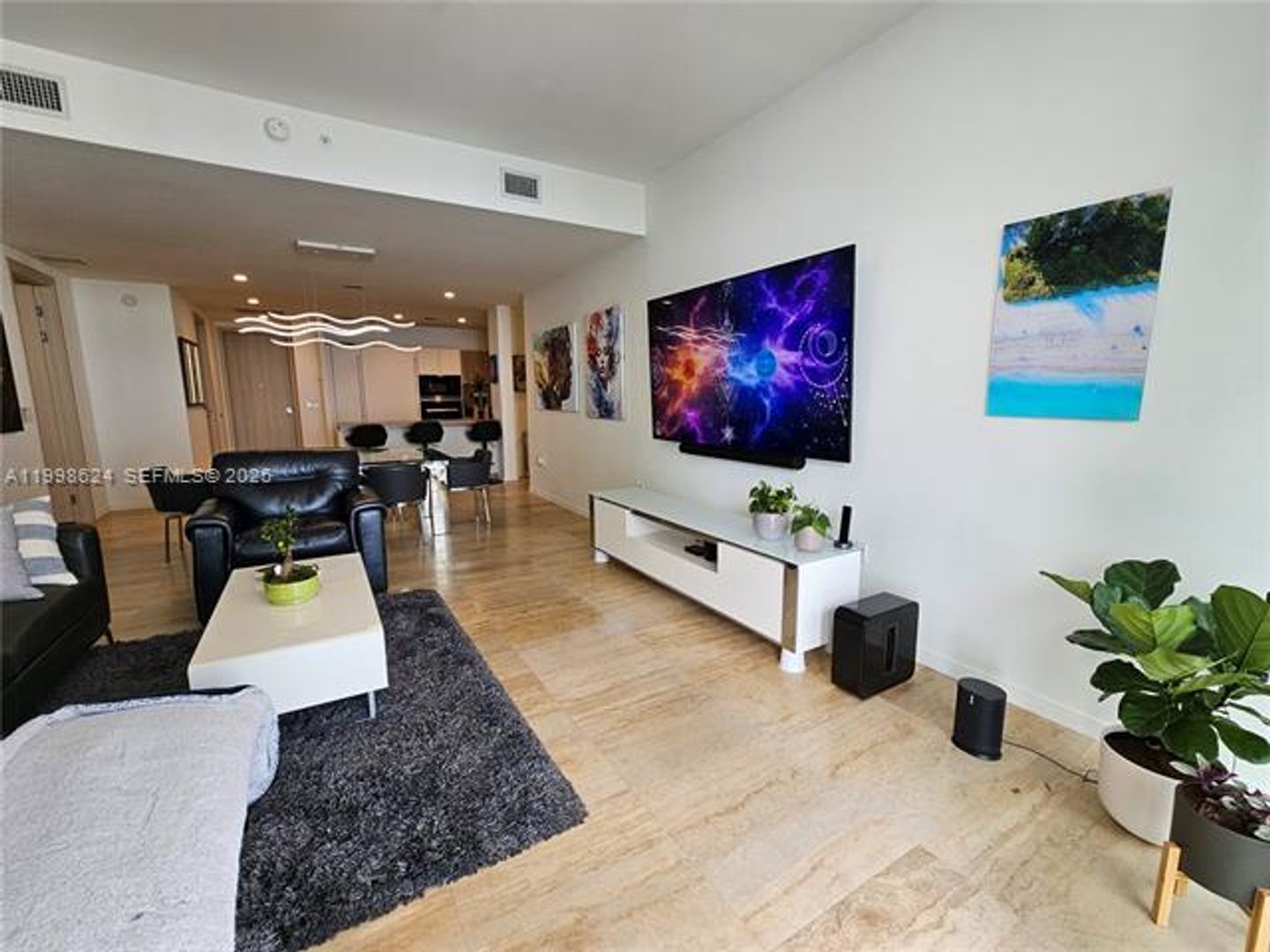 Miami Condo: 1000 Brickell Plz cu-PH5503