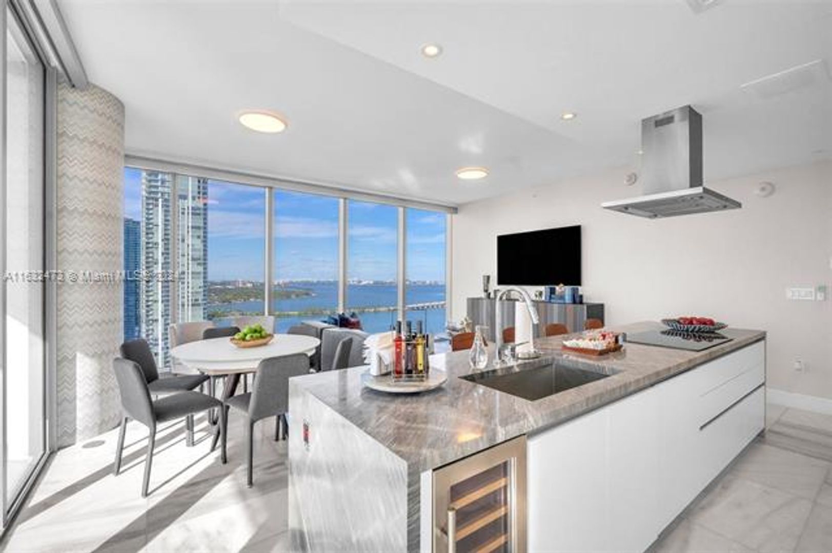 MIAMI Apartment: 700 NE 26th Ter unit 2906