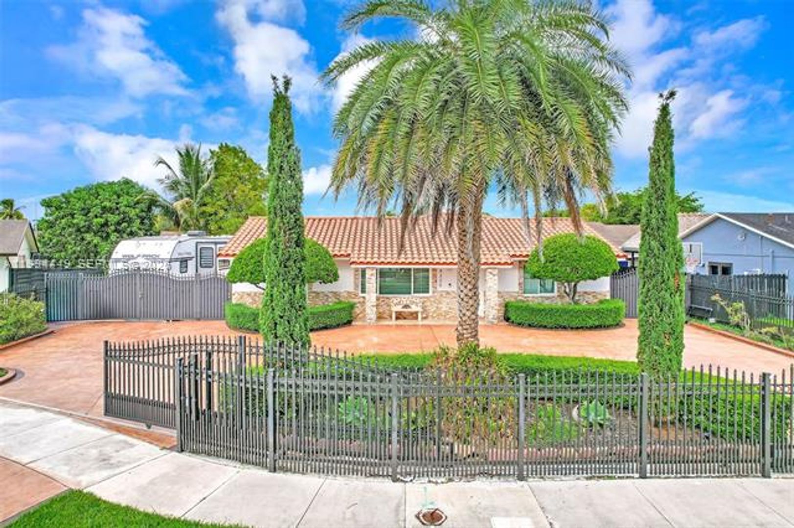 MIAMI House: 4225 SW 133rd Ct
