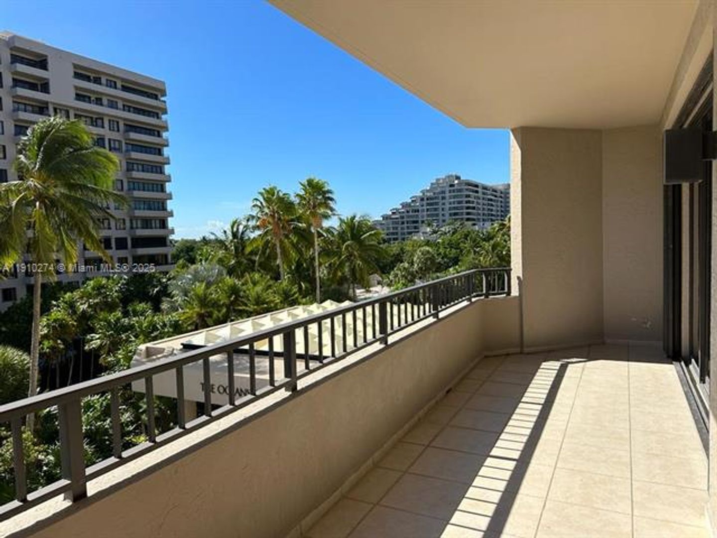 KEY BISCAYNE Apartment: 251 Crandon Blvd unit 430