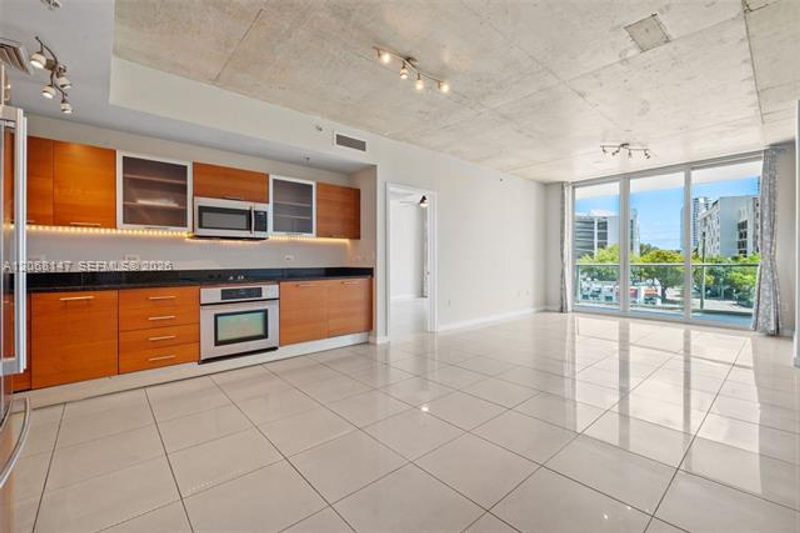 Miami Condo: 3470 E Coast Ave cu-H0302