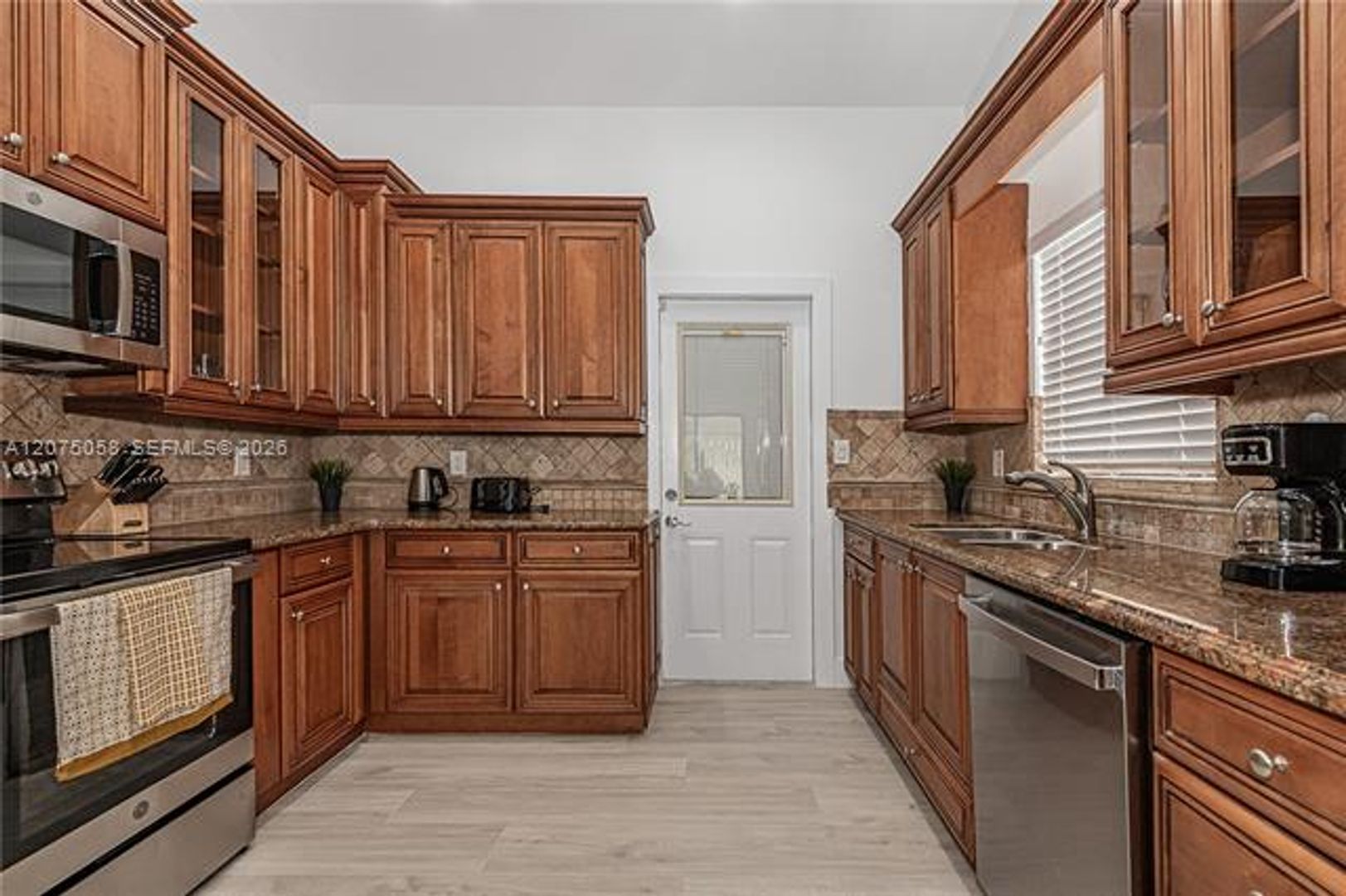 Dania Beach House: 216 SE 9th St # 216