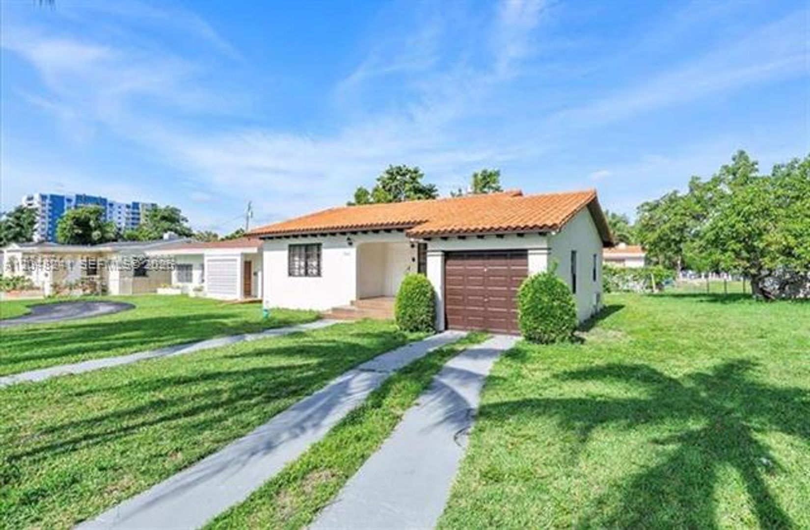 Miami House: 860 NW 17th Ct # 860