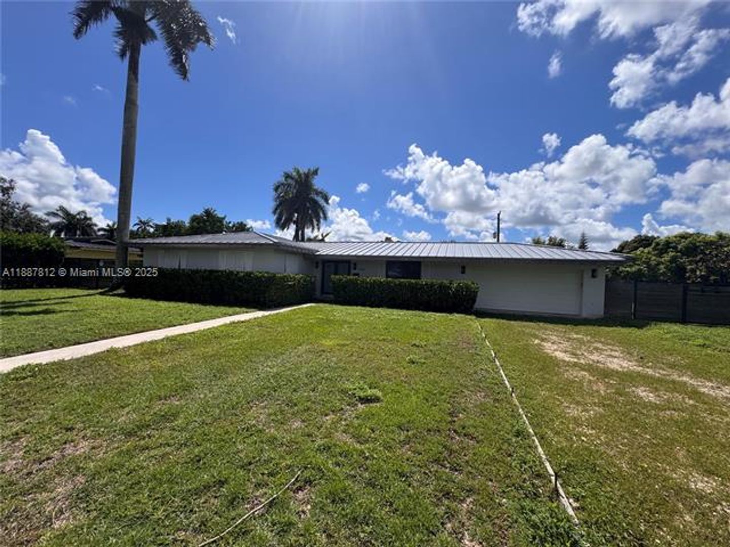 HOMESTEAD House: 444 NW 21st St #0