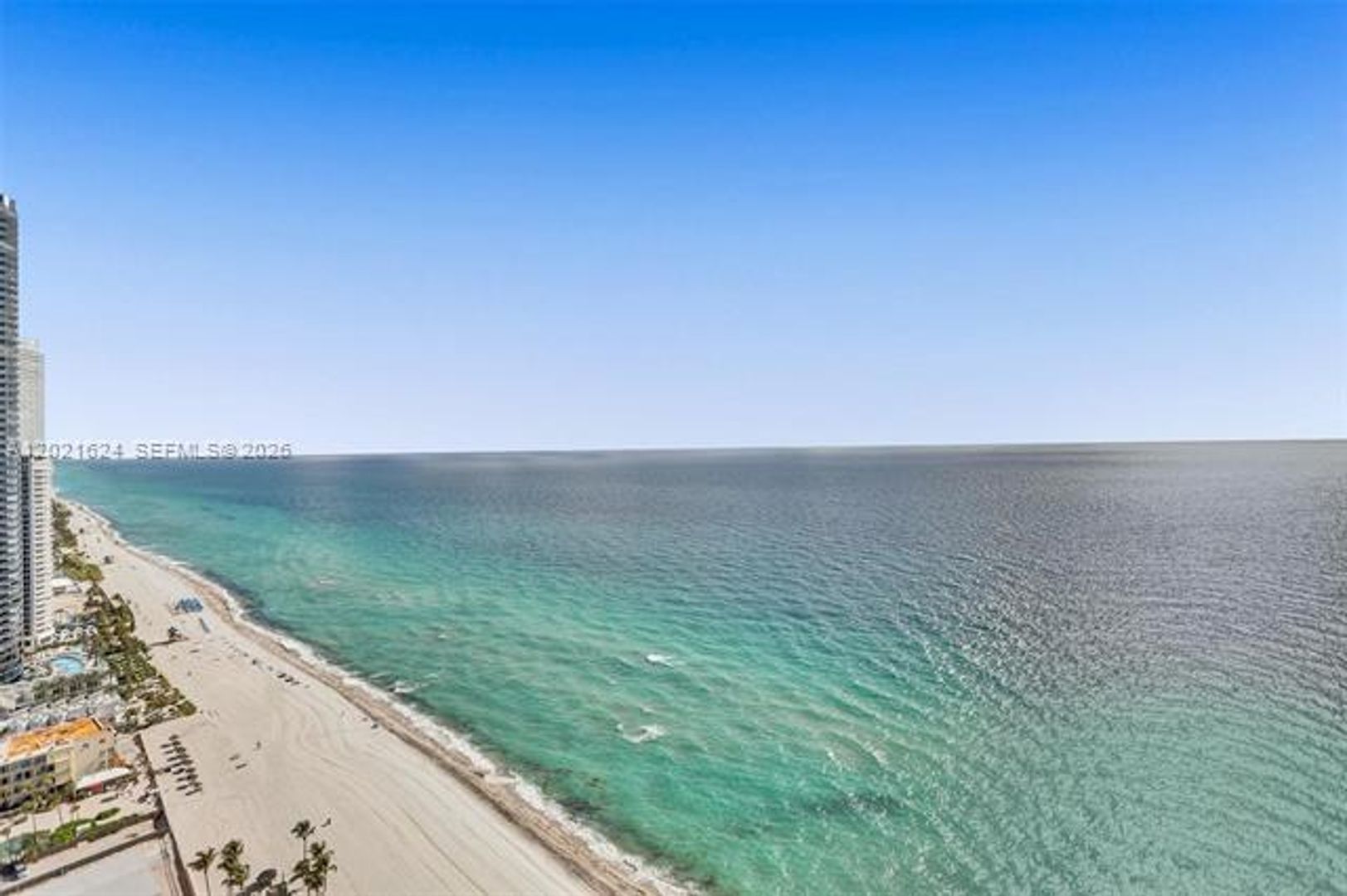 Sunny Isles Beach Condo: 18201 Collins Av #4108