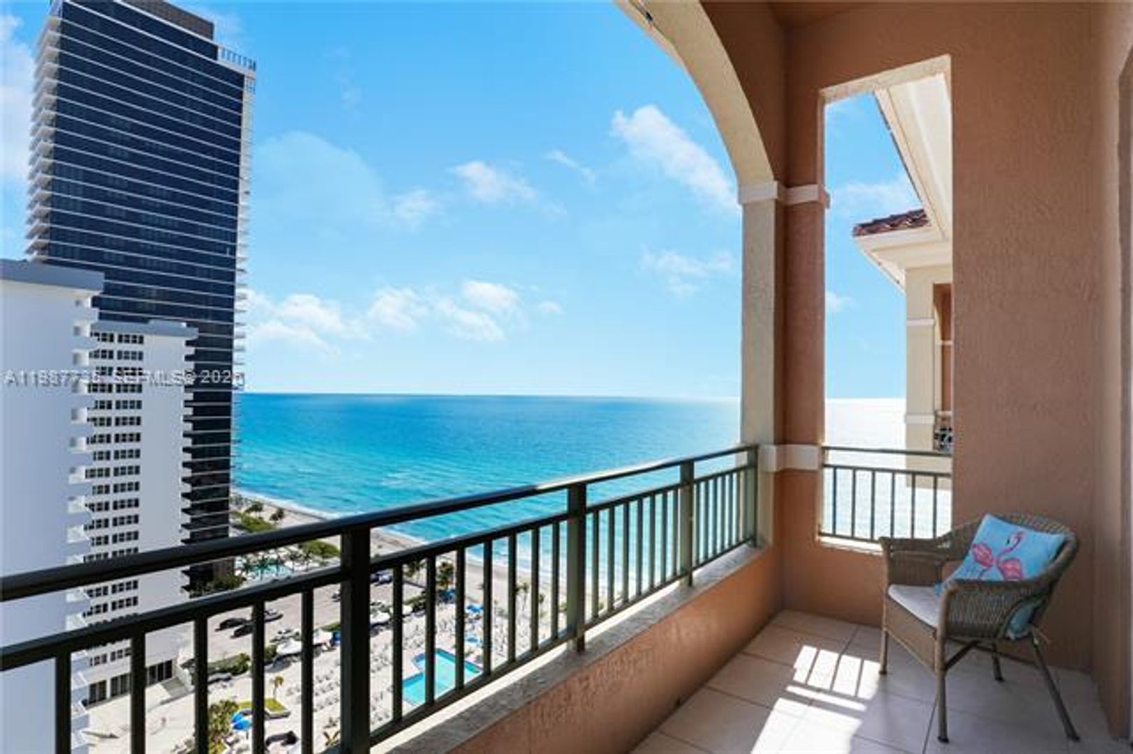 HALLANDALE BEACH Apartment: 2080 S Ocean Dr # PH4