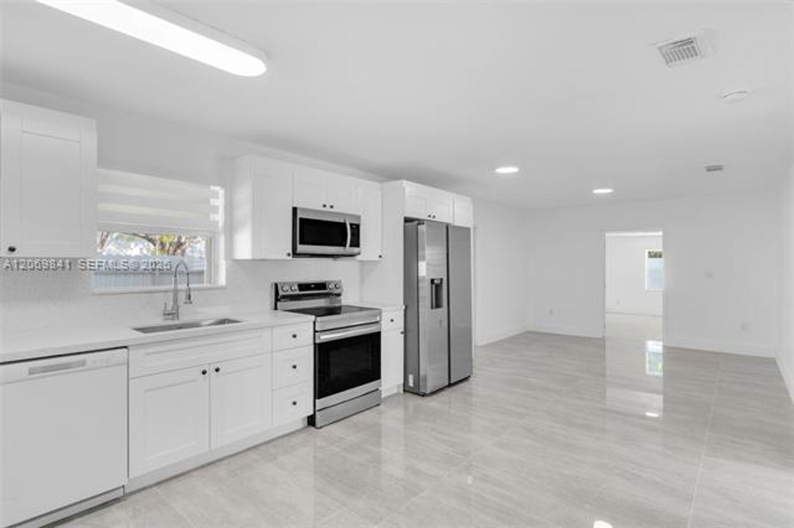 Doral House: 9999 NW 25th Ter # 9999