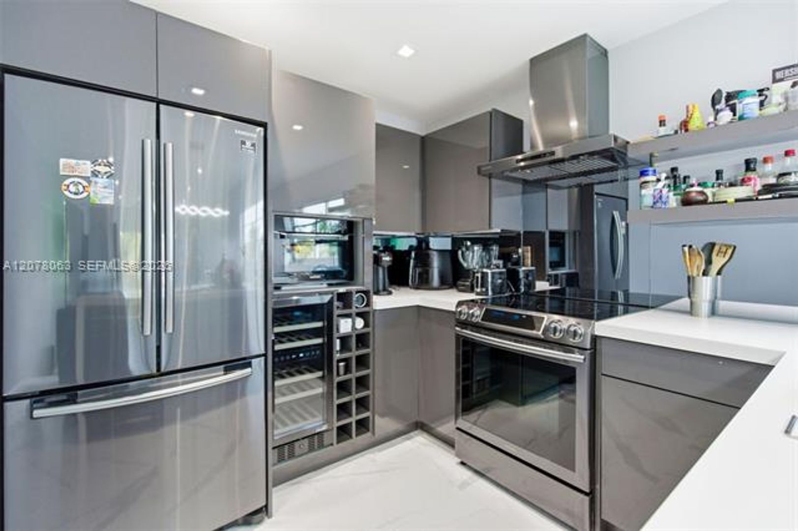 Miami Beach Condo: 1428 Euclid Ave cu-207