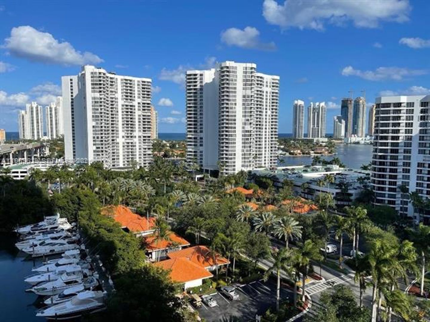 AVENTURA Apartment: 3500 Mystic Pointe Dr unit 1507