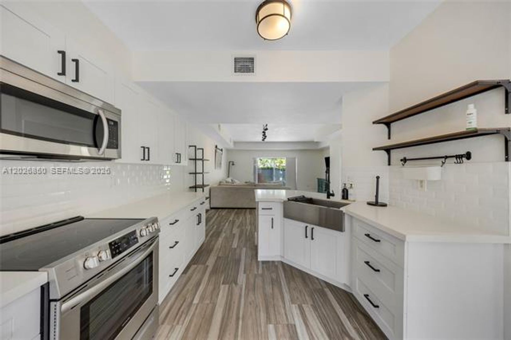 Miami Condo: 8942 W Flagler St # 3