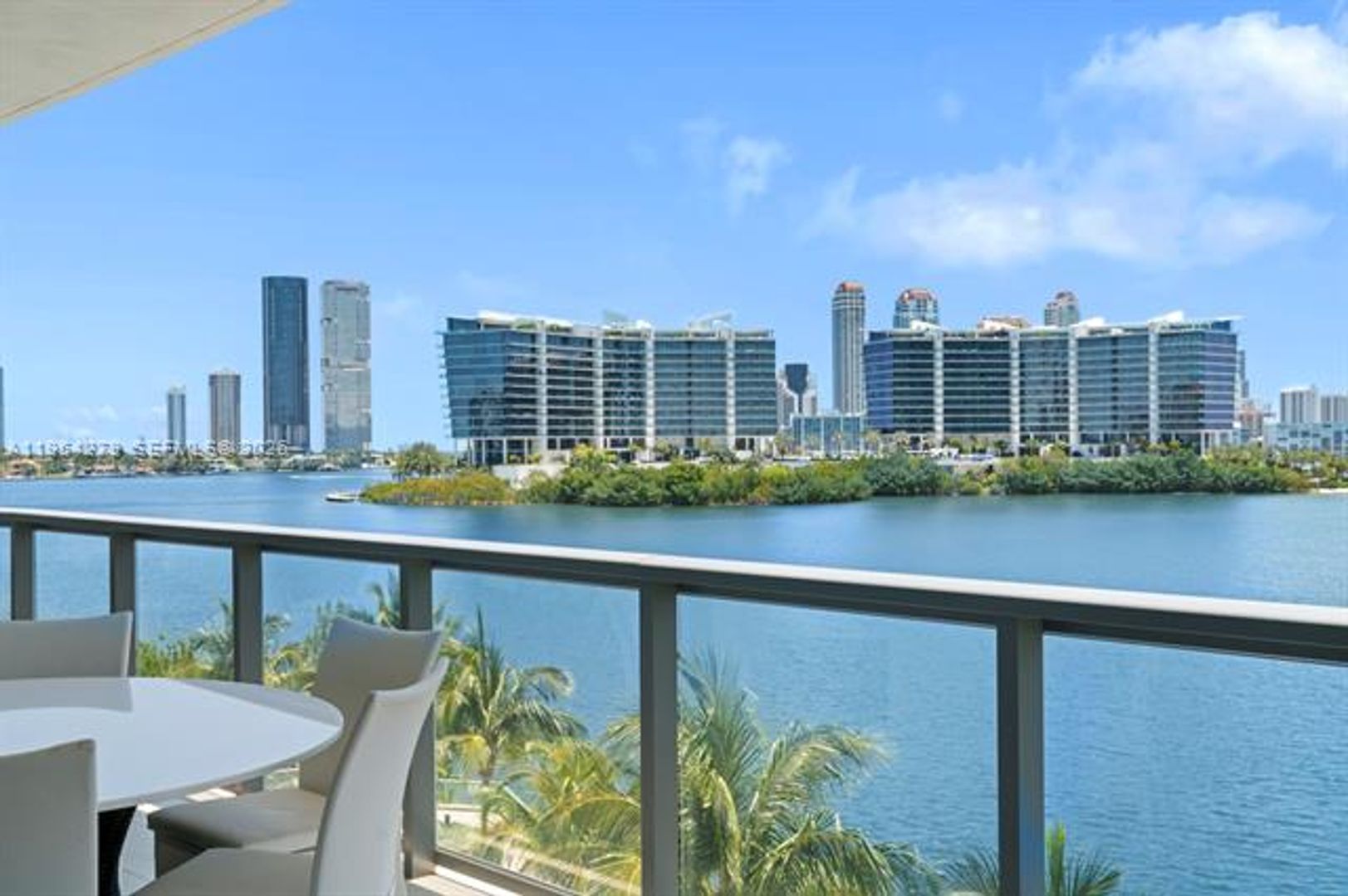 AVENTURA Apartment: 3300 NE 188th St unit 414