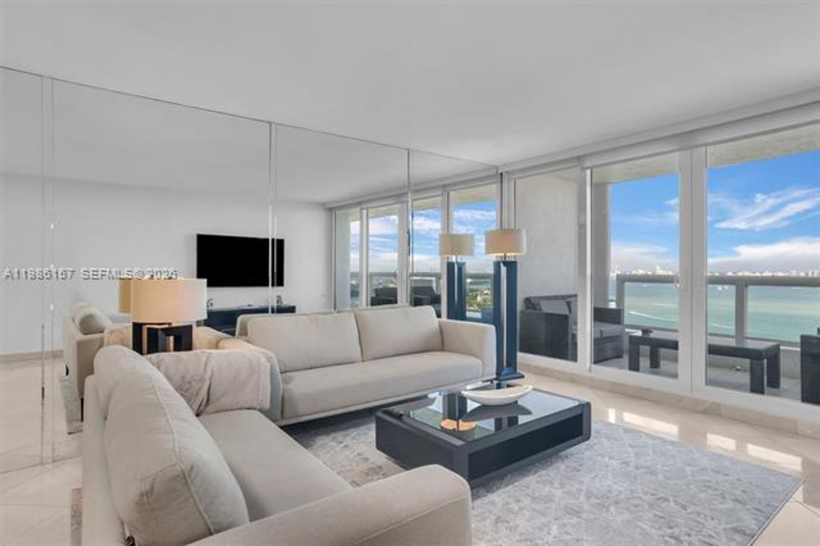 MIAMI Apartment: 1717 N Bayshore Dr unit A-3332