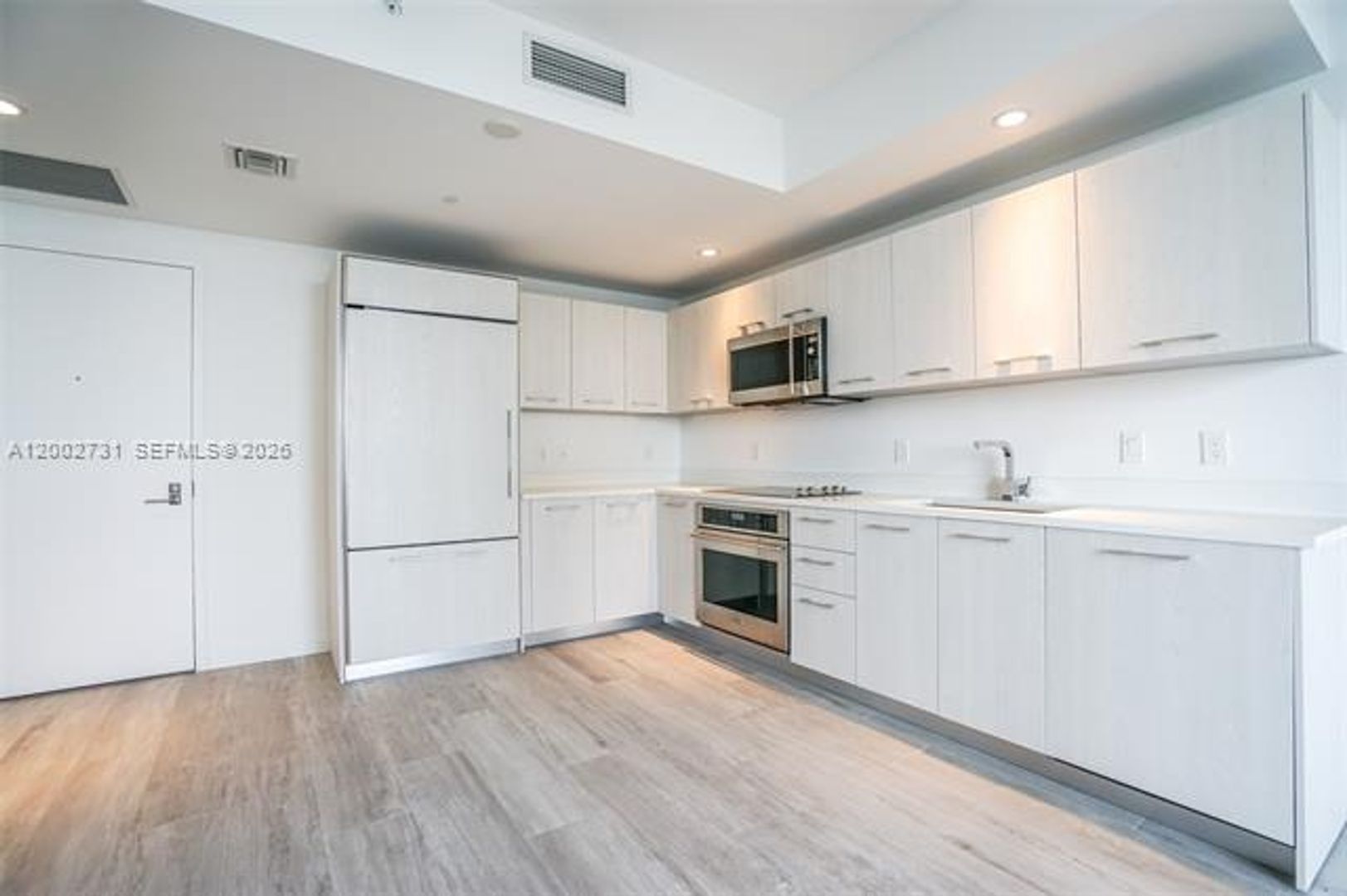 Miami Condo: 55 SW 9 Street # 2907