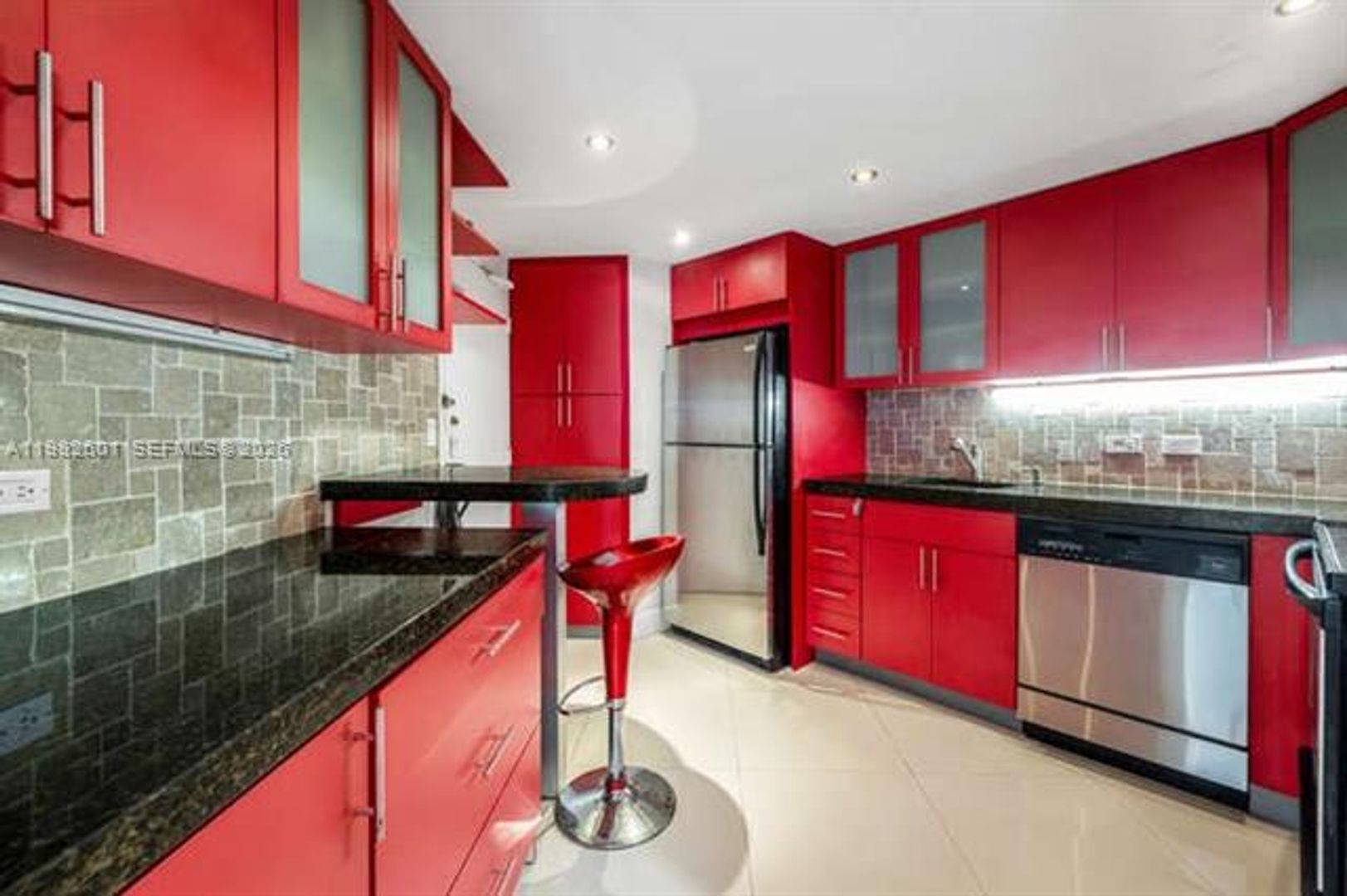 Miami Condo: 801 Brickell Bay Dr cu-1262