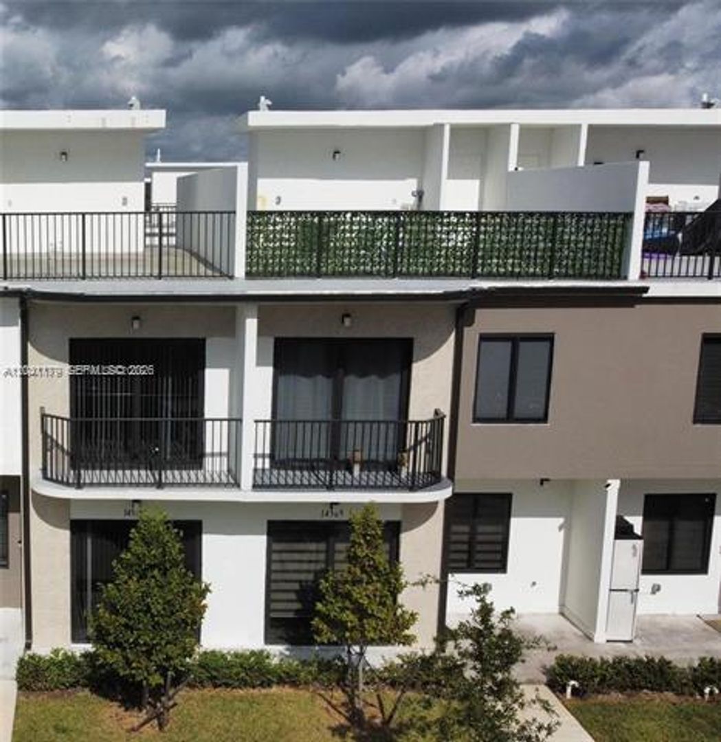 Homestead Townhome: 14569 SW 261st Ter
