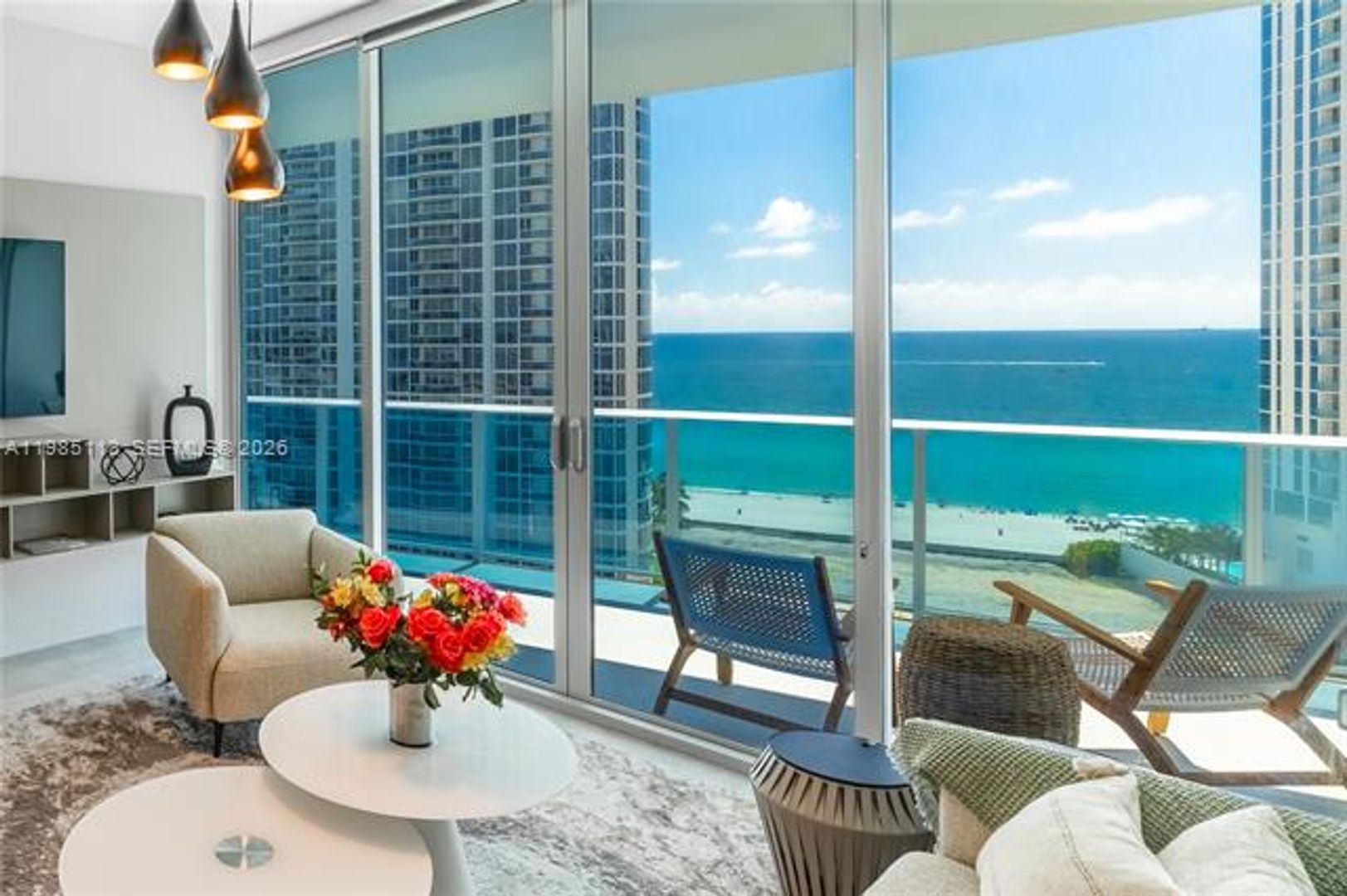 SUNNY ISLES BEACH Apartment: 17550 Collins Ave appt 1202