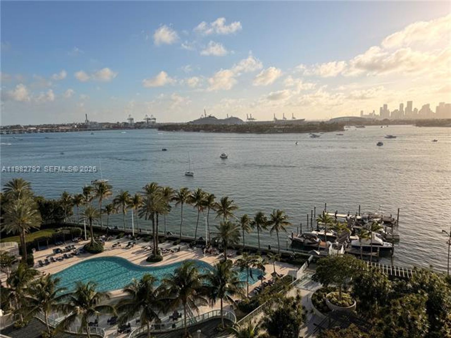 MIAMI BEACH Apartment: 1500 Bay Rd # 1126S
