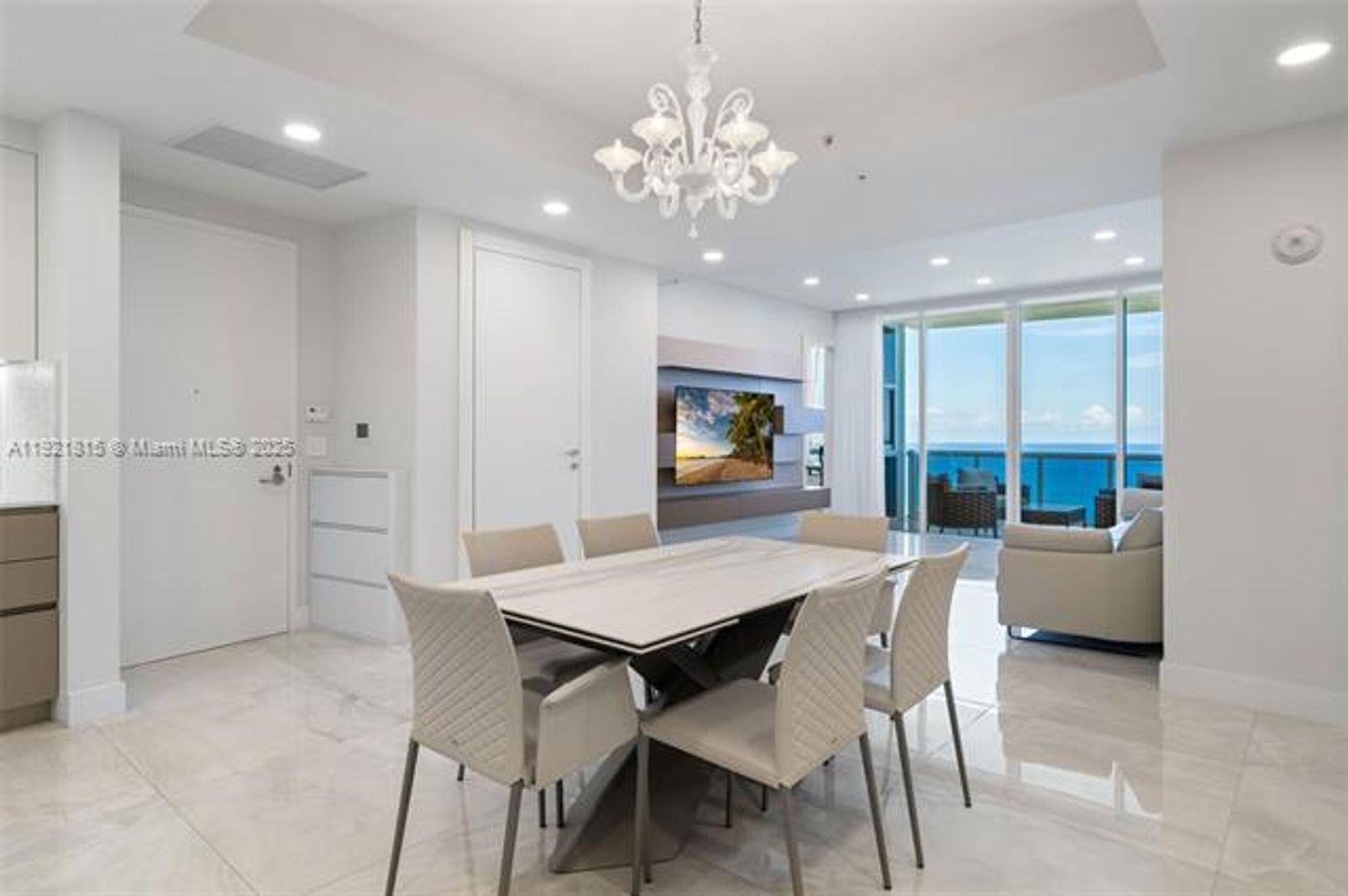 SUNNY ISLES BEACH Apartment: 18201 Collins Ave appt 4606