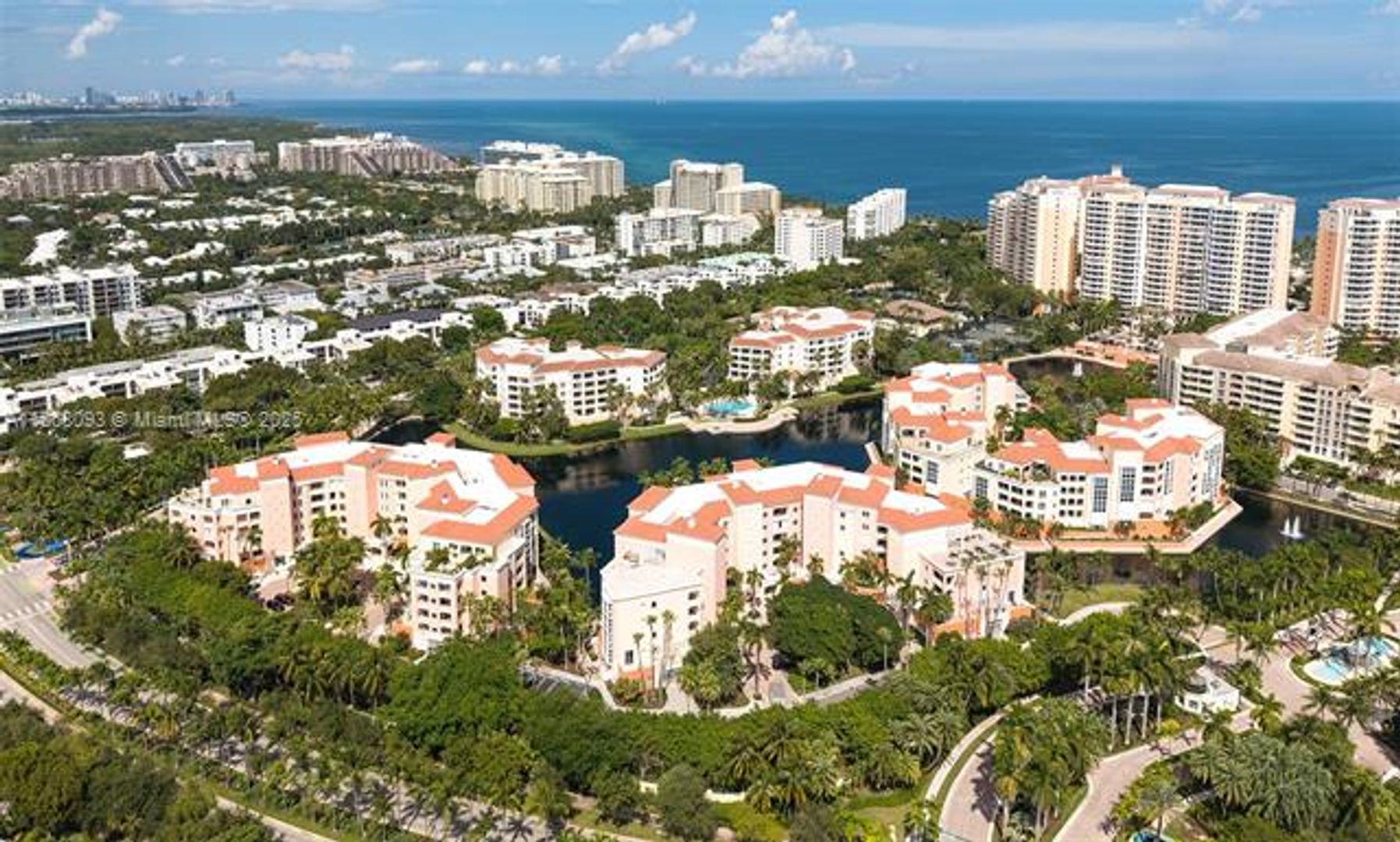 KEY BISCAYNE Apartment: 733 Crandon Blvd unit 406